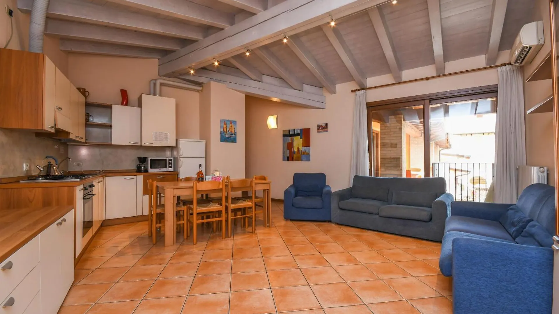 Apartment Wohnung Mit Grill, Garten Und Seeblick Moniga del Garda Italy